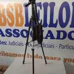 LOTE 349 - 01 TRIPÉ P/ CÂMERA MARCA TOMATE MTG-3016. (NO ESTADO) ATENÇÃO! FAZER A VISITAÇÃO ANTES DE ARREMATAR, NÃO SABEMOS SE FUNCIONA. LEILÃO NÃO TEM GARANTIA E NEM DEVOLUÇÃO, SUJEITO A POSSÍVEIS AVARIAS VISÍVEIS/OCULTAS E/OU AUSÊNCIA DE COMPONENTES.