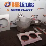 LOTE 472 - 01 MISTURADOR EM INOX MARCA PROGÁS MOGMIX. (NO ESTADO) ATENÇÃO! FAZER A VISITAÇÃO ANTES DE ARREMATAR, NÃO SABEMOS SE FUNCIONA. LEILÃO NÃO TEM GARANTIA E NEM DEVOLUÇÃO, SUJEITO A POSSÍVEIS AVARIAS VISÍVEIS/OCULTAS E/OU AUSÊNCIA DE COMPONENTES.
