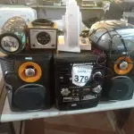 LOTE 379 - 01 APARELHO DE SOM MARCA PHIIPPS, 03 CAIXAS DE SOM PORTÁTEIS MARCAS E MODELOS DIVERSOS E 01 MICROSYSTEM. (NO ESTADO) ATENÇÃO! FAZER A VISITAÇÃO ANTES DE ARREMATAR, NÃO SABEMOS SE FUNCIONA. LEILÃO NÃO TEM GARANTIA E NEM DEVOLUÇÃO, SUJEITO A POSSÍVEIS AVARIAS VISÍVEIS/OCULTAS E/OU AUSÊNCIA DE COMPONENTES.