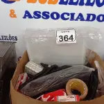 LOTE 364 - 01 LOTE C/DIVERSOS MATERIAIS P/ESCRITÓRIO. (NO ESTADO) ATENÇÃO! FAZER A VISITAÇÃO ANTES DE ARREMATAR, NÃO SABEMOS SE FUNCIONA. LEILÃO NÃO TEM GARANTIA E NEM DEVOLUÇÃO, SUJEITO A POSSÍVEIS AVARIAS VISÍVEIS/OCULTAS E/OU AUSÊNCIA DE COMPONENTES.