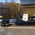 LOTE 451 - 04 MONITORES LCD MARCAS E MODELOS DIVERSOS. (NO ESTADO) ATENÇÃO! FAZER A VISITAÇÃO ANTES DE ARREMATAR, NÃO SABEMOS SE FUNCIONA. LEILÃO NÃO TEM GARANTIA E NEM DEVOLUÇÃO, SUJEITO A POSSÍVEIS AVARIAS VISÍVEIS/OCULTAS E/OU AUSÊNCIA DE COMPONENTES.