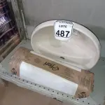 LOTE 487 - 01 LAVATÓRIO P/BANHEIRO C/COLUNA. (NO ESTADO) ATENÇÃO! FAZER A VISITAÇÃO ANTES DE ARREMATAR, NÃO SABEMOS SE FUNCIONA. LEILÃO NÃO TEM GARANTIA E NEM DEVOLUÇÃO, SUJEITO A POSSÍVEIS AVARIAS VISÍVEIS/OCULTAS E/OU AUSÊNCIA DE COMPONENTES.