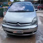 LOTE 011 - 01 CITROEN XSARA PICASSO II16GLXF ALCOOL/GASOLINA, NA COR PRATA, ANO 2010/2011.TODOS OS DOCUMENTOS DE 2024 PAGOS. (NO ESTADO)
