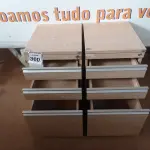 LOTE 360 - 02 GAVETEIROS COM 03 GAVETAS CADA. (NO ESTADO) ATENÇÃO! FAZER A VISITAÇÃO ANTES DE ARREMATAR, NÃO SABEMOS SE FUNCIONA. LEILÃO NÃO TEM GARANTIA E NEM DEVOLUÇÃO, SUJEITO A POSSÍVEIS AVARIAS VISÍVEIS/OCULTAS E/OU AUSÊNCIA DE COMPONENTES.