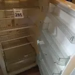 LOTE 285 - 01 GELADEIRA MARCA BRASTEMP 220V. (NO ESTADO) ATENÇÃO! FAZER A VISITAÇÃO ANTES DE ARREMATAR, NÃO SABEMOS SE FUNCIONA. LEILÃO NÃO TEM GARANTIA E NEM DEVOLUÇÃO, SUJEITO A POSSÍVEIS AVARIAS VISÍVEIS/OCULTAS E/OU AUSÊNCIA DE COMPONENTES.