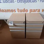 LOTE 360 - 02 GAVETEIROS COM 03 GAVETAS CADA. (NO ESTADO) ATENÇÃO! FAZER A VISITAÇÃO ANTES DE ARREMATAR, NÃO SABEMOS SE FUNCIONA. LEILÃO NÃO TEM GARANTIA E NEM DEVOLUÇÃO, SUJEITO A POSSÍVEIS AVARIAS VISÍVEIS/OCULTAS E/OU AUSÊNCIA DE COMPONENTES.