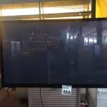 LOTE 484 - 01 TV MARCA LG 50”. (NO ESTADO) ATENÇÃO! FAZER A VISITAÇÃO ANTES DE ARREMATAR, NÃO SABEMOS SE FUNCIONA. LEILÃO NÃO TEM GARANTIA E NEM DEVOLUÇÃO, SUJEITO A POSSÍVEIS AVARIAS VISÍVEIS/OCULTAS E/OU AUSÊNCIA DE COMPONENTES.