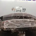 LOTE 310 - 01 ROLO DE FIO FLEXÍVEL 1X10,00MM NA COR PRETA. (NO ESTADO) ATENÇÃO! FAZER A VISITAÇÃO ANTES DE ARREMATAR, NÃO SABEMOS SE FUNCIONA. LEILÃO NÃO TEM GARANTIA E NEM DEVOLUÇÃO, SUJEITO A POSSÍVEIS AVARIAS VISÍVEIS/OCULTAS E/OU AUSÊNCIA DE COMPONENTES.