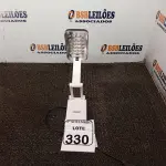 LOTE 330 - 01 ABAJUR DE MESA ECONOMY. (NO ESTADO) ATENÇÃO! FAZER A VISITAÇÃO ANTES DE ARREMATAR, NÃO SABEMOS SE FUNCIONA. LEILÃO NÃO TEM GARANTIA E NEM DEVOLUÇÃO, SUJEITO A POSSÍVEIS AVARIAS VISÍVEIS/OCULTAS E/OU AUSÊNCIA DE COMPONENTES.