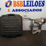 LOTE 281 - 01 GRAMPEADOR PNEUMÁTICO MARCA PORTER CABLE. (NO ESTADO) ATENÇÃO! FAZER A VISITAÇÃO ANTES DE ARREMATAR, NÃO SABEMOS SE FUNCIONA. LEILÃO NÃO TEM GARANTIA E NEM DEVOLUÇÃO, SUJEITO A POSSÍVEIS AVARIAS VISÍVEIS/OCULTAS E/OU AUSÊNCIA DE COMPONENTES.
