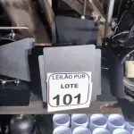 LOTE 101 - 05 CANHÕES REFLETORES. (NO ESTADO) ATENÇÃO! FAZER A VISITAÇÃO ANTES DE ARREMATAR, NÃO SABEMOS SE FUNCIONA. LEILÃO NÃO TEM GARANTIA E NEM DEVOLUÇÃO, SUJEITO A POSSÍVEIS AVARIAS VISÍVEIS/OCULTAS E/OU AUSÊNCIA DE COMPONENTES.
