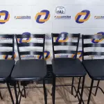 LOTE 182 - 04 BANQUETAS ALTAS. (NO ESTADO) ATENÇÃO! FAZER A VISITAÇÃO ANTES DE ARREMATAR, NÃO SABEMOS SE FUNCIONA. LEILÃO NÃO TEM GARANTIA E NEM DEVOLUÇÃO, SUJEITO A POSSÍVEIS AVARIAS VISÍVEIS/OCULTAS E/OU AUSÊNCIA DE COMPONENTES.