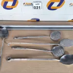 LOTE 031 - 03 COLHERES E 03 ESPUMADEIRAS EM ALUMÍNIO. (NO ESTADO) ATENÇÃO! FAZER A VISITAÇÃO ANTES DE ARREMATAR, NÃO SABEMOS SE FUNCIONA. LEILÃO NÃO TEM GARANTIA E NEM DEVOLUÇÃO, SUJEITO A POSSÍVEIS AVARIAS VISÍVEIS/OCULTAS E/OU AUSÊNCIA DE COMPONENTES.