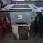 LOTE 051 - 01 AR CONDICIONADO COM EVAPORADORA DE TETO K7. (NO ESTADO) ATENÇÃO! FAZER A VISITAÇÃO ANTES DE ARREMATAR, NÃO SABEMOS SE FUNCIONA. LEILÃO NÃO TEM GARANTIA E NEM DEVOLUÇÃO, SUJEITO A POSSÍVEIS AVARIAS VISÍVEIS/OCULTAS E/OU AUSÊNCIA DE COMPONENTES.