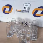 LOTE 035 - 10 CANECA DE VIDRO PARA CHOPP. (NO ESTADO) ATENÇÃO! FAZER A VISITAÇÃO ANTES DE ARREMATAR, NÃO SABEMOS SE FUNCIONA. LEILÃO NÃO TEM GARANTIA E NEM DEVOLUÇÃO, SUJEITO A POSSÍVEIS AVARIAS VISÍVEIS/OCULTAS E/OU AUSÊNCIA DE COMPONENTES.