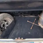 LOTE 003 - 01 VW GOL CL Á GASOLINA; ANO 1994 NA COR AZUL. (NO ESTADO)