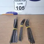 LOTE 105 - 10 GARFOS ,07 COLHERES E 10 FACAS DE MESA. (NO ESTADO) ATENÇÃO! FAZER A VISITAÇÃO ANTES DE ARREMATAR, NÃO SABEMOS SE FUNCIONA. LEILÃO NÃO TEM GARANTIA E NEM DEVOLUÇÃO, SUJEITO A POSSÍVEIS AVARIAS VISÍVEIS/OCULTAS E/OU AUSÊNCIA DE COMPONENTES.