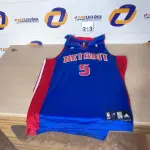 LOTE 213 - 01 CAMISA DA NBA PARA DECORAÇÃO. (NO ESTADO) ATENÇÃO! FAZER A VISITAÇÃO ANTES DE ARREMATAR, NÃO SABEMOS SE FUNCIONA. LEILÃO NÃO TEM GARANTIA E NEM DEVOLUÇÃO, SUJEITO A POSSÍVEIS AVARIAS VISÍVEIS/OCULTAS E/OU AUSÊNCIA DE COMPONENTES.