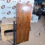 LOTE 178 - 01 MESA SUSPENSA EM MADEIRA PARA LANCHONETE 0,60CM X 1,65CM. (NO ESTADO) ATENÇÃO! FAZER A VISITAÇÃO ANTES DE ARREMATAR, NÃO SABEMOS SE FUNCIONA. LEILÃO NÃO TEM GARANTIA E NEM DEVOLUÇÃO, SUJEITO A POSSÍVEIS AVARIAS VISÍVEIS/OCULTAS E/OU AUSÊNCIA DE COMPONENTES.