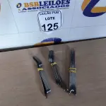 LOTE 125 - 07 GARFOS ,10 COLHERES E 10 FACAS DE MESA. (NO ESTADO) ATENÇÃO! FAZER A VISITAÇÃO ANTES DE ARREMATAR, NÃO SABEMOS SE FUNCIONA. LEILÃO NÃO TEM GARANTIA E NEM DEVOLUÇÃO, SUJEITO A POSSÍVEIS AVARIAS VISÍVEIS/OCULTAS E/OU AUSÊNCIA DE COMPONENTES.