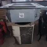 LOTE 051 - 01 AR CONDICIONADO COM EVAPORADORA DE TETO K7. (NO ESTADO) ATENÇÃO! FAZER A VISITAÇÃO ANTES DE ARREMATAR, NÃO SABEMOS SE FUNCIONA. LEILÃO NÃO TEM GARANTIA E NEM DEVOLUÇÃO, SUJEITO A POSSÍVEIS AVARIAS VISÍVEIS/OCULTAS E/OU AUSÊNCIA DE COMPONENTES.