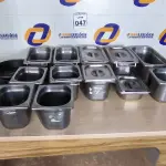 LOTE 047 - 01 LOTE C/DIVERSAS CUBAS EM INOX E 02 FRIGIDEIRAS. (NO ESTADO) ATENÇÃO! FAZER A VISITAÇÃO ANTES DE ARREMATAR, NÃO SABEMOS SE FUNCIONA. LEILÃO NÃO TEM GARANTIA E NEM DEVOLUÇÃO, SUJEITO A POSSÍVEIS AVARIAS VISÍVEIS/OCULTAS E/OU AUSÊNCIA DE COMPONENTES.