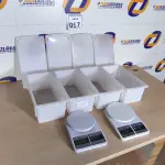 LOTE 057 - 04 CAIXAS ORGANIZADORAS PEQUENAS EM PLÁSTICO. (NO ESTADO) ATENÇÃO! FAZER A VISITAÇÃO ANTES DE ARREMATAR, NÃO SABEMOS SE FUNCIONA. LEILÃO NÃO TEM GARANTIA E NEM DEVOLUÇÃO, SUJEITO A POSSÍVEIS AVARIAS VISÍVEIS/OCULTAS E/OU AUSÊNCIA DE COMPONENTES.