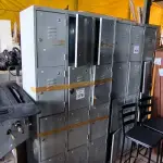 LOTE 176 - 01 ARMÁRIO ROUPEIRO 12 PORTAS. (NO ESTADO) ATENÇÃO! FAZER A VISITAÇÃO ANTES DE ARREMATAR, NÃO SABEMOS SE FUNCIONA. LEILÃO NÃO TEM GARANTIA E NEM DEVOLUÇÃO, SUJEITO A POSSÍVEIS AVARIAS VISÍVEIS/OCULTAS E/OU AUSÊNCIA DE COMPONENTES.
