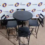 LOTE 190 - 01 MESA BISTRÔ COM 04 BANQUETAS ALTA. (NO ESTADO) ATENÇÃO! FAZER A VISITAÇÃO ANTES DE ARREMATAR, NÃO SABEMOS SE FUNCIONA. LEILÃO NÃO TEM GARANTIA E NEM DEVOLUÇÃO, SUJEITO A POSSÍVEIS AVARIAS VISÍVEIS/OCULTAS E/OU AUSÊNCIA DE COMPONENTES.