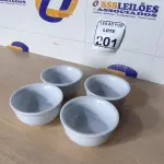 LOTE 201 - 04 CUMBUCAS EM PORCELANA. (NO ESTADO) ATENÇÃO! FAZER A VISITAÇÃO ANTES DE ARREMATAR, NÃO SABEMOS SE FUNCIONA. LEILÃO NÃO TEM GARANTIA E NEM DEVOLUÇÃO, SUJEITO A POSSÍVEIS AVARIAS VISÍVEIS/OCULTAS E/OU AUSÊNCIA DE COMPONENTES.