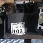 LOTE 103 - 03 CANHÕES REFLETORES. (NO ESTADO) ATENÇÃO! FAZER A VISITAÇÃO ANTES DE ARREMATAR, NÃO SABEMOS SE FUNCIONA. LEILÃO NÃO TEM GARANTIA E NEM DEVOLUÇÃO, SUJEITO A POSSÍVEIS AVARIAS VISÍVEIS/OCULTAS E/OU AUSÊNCIA DE COMPONENTES.