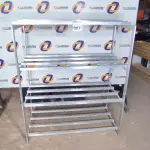 LOTE 007 - 01 ESTANTE EM ALUMÍNIO MEDINDO 0,65CM X 1,27CM ALTURA 1,53CM. (NO ESTADO) ATENÇÃO! FAZER A VISITAÇÃO ANTES DE ARREMATAR, NÃO SABEMOS SE FUNCIONA. LEILÃO NÃO TEM GARANTIA E NEM DEVOLUÇÃO, SUJEITO A POSSÍVEIS AVARIAS VISÍVEIS/OCULTAS E/OU AUSÊNCIA DE COMPONENTES.