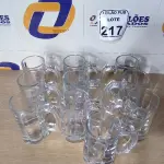 LOTE 217 - 10 CANECAS DE VIDRO PARA CHOPP. (NO ESTADO) ATENÇÃO! FAZER A VISITAÇÃO ANTES DE ARREMATAR, NÃO SABEMOS SE FUNCIONA. LEILÃO NÃO TEM GARANTIA E NEM DEVOLUÇÃO, SUJEITO A POSSÍVEIS AVARIAS VISÍVEIS/OCULTAS E/OU AUSÊNCIA DE COMPONENTES.