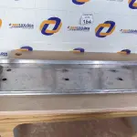 LOTE 184 - 01 PRATELEIRA DE PAREDE EM INOX MEDINDO 0,35CM X 1,50CM. (NO ESTADO) ATENÇÃO! FAZER A VISITAÇÃO ANTES DE ARREMATAR, NÃO SABEMOS SE FUNCIONA. LEILÃO NÃO TEM GARANTIA E NEM DEVOLUÇÃO, SUJEITO A POSSÍVEIS AVARIAS VISÍVEIS/OCULTAS E/OU AUSÊNCIA DE COMPONENTES.