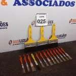 LOTE 025 - 01 LOTE C/ APROXIMADAMENTE 16 PINCÉIS MARCAS E MODELOS DIVERSOS(NOVO). (NO ESTADO) ATENÇÃO! FAZER A VISITAÇÃO ANTES DE ARREMATAR, NÃO SABEMOS SE FUNCIONA. LEILÃO NÃO TEM GARANTIA E NEM DEVOLUÇÃO, SUJEITO A POSSÍVEIS AVARIAS VISÍVEIS/OCULTAS E/OU AUSÊNCIA DE COMPONENTES.