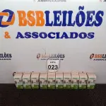 LOTE 023 - 26 LÂMPADAS MARCAS E MODELOS DIVERSOS(NOVO). (NO ESTADO) ATENÇÃO! FAZER A VISITAÇÃO ANTES DE ARREMATAR, NÃO SABEMOS SE FUNCIONA. LEILÃO NÃO TEM GARANTIA E NEM DEVOLUÇÃO, SUJEITO A POSSÍVEIS AVARIAS VISÍVEIS/OCULTAS E/OU AUSÊNCIA DE COMPONENTES.