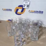 LOTE 219 - 10 CANECAS DE VIDRO PARA CHOPP. (NO ESTADO) ATENÇÃO! FAZER A VISITAÇÃO ANTES DE ARREMATAR, NÃO SABEMOS SE FUNCIONA. LEILÃO NÃO TEM GARANTIA E NEM DEVOLUÇÃO, SUJEITO A POSSÍVEIS AVARIAS VISÍVEIS/OCULTAS E/OU AUSÊNCIA DE COMPONENTES.