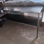 LOTE 163 - 01 BANCADA EM INOX MEDINDO 1,70CM X 0,554CM DE ALTURA 0,79CM. (NO ESTADO) ATENÇÃO! FAZER A VISITAÇÃO ANTES DE ARREMATAR, NÃO SABEMOS SE FUNCIONA. LEILÃO NÃO TEM GARANTIA E NEM DEVOLUÇÃO, SUJEITO A POSSÍVEIS AVARIAS VISÍVEIS/OCULTAS E/OU AUSÊNCIA DE COMPONENTES.
