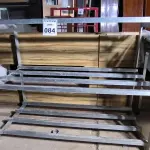 LOTE 084 - 01 ESTANTE EM ALUMÍNIO MEDINDO 0,65CM X 1,035CM E 1,14CM DE ALTURA. (NO ESTADO) ATENÇÃO! FAZER A VISITAÇÃO ANTES DE ARREMATAR, NÃO SABEMOS SE FUNCIONA. LEILÃO NÃO TEM GARANTIA E NEM DEVOLUÇÃO, SUJEITO A POSSÍVEIS AVARIAS VISÍVEIS/OCULTAS E/OU AUSÊNCIA DE COMPONENTES.