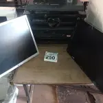 LOTE 250 - 09 MONITORES LCD MARCAS E MODELOS DIVERSOS P/RETIRADA DE PEÇAS. (NO ESTADO) ATENÇÃO! FAZER A VISITAÇÃO ANTES DE ARREMATAR, NÃO SABEMOS SE FUNCIONA. LEILÃO NÃO TEM GARANTIA E NEM DEVOLUÇÃO, SUJEITO A POSSÍVEIS AVARIAS VISÍVEIS/OCULTAS E/OU AUSÊNCIA DE COMPONENTES.