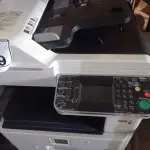 LOTE 199 - 01 COPIADORA MULTIFUNCIONAL MARCA KYOCERA MODELO ECOSYR FS-6525MFP. (NO ESTADO) ATENÇÃO! FAZER A VISITAÇÃO ANTES DE ARREMATAR, NÃO SABEMOS SE FUNCIONA. LEILÃO NÃO TEM GARANTIA E NEM DEVOLUÇÃO, SUJEITO A POSSÍVEIS AVARIAS VISÍVEIS/OCULTAS E/OU AUSÊNCIA DE COMPONENTES.