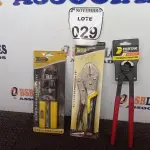 LOTE 029 - 01 ALICATE DE PRESSÃO 10, 01 TORQUE ARMADOR E 01 ALICATE CRIMPADOR RJ45 MARCA FERTAK(NOVO). (NO ESTADO) ATENÇÃO! FAZER A VISITAÇÃO ANTES DE ARREMATAR, NÃO SABEMOS SE FUNCIONA. LEILÃO NÃO TEM GARANTIA E NEM DEVOLUÇÃO, SUJEITO A POSSÍVEIS AVARIAS VISÍVEIS/OCULTAS E/OU AUSÊNCIA DE COMPONENTES.