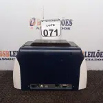 LOTE 071 - 01 IMPRESSORA DE CARTÃO PVC CRACHÁ MARCA IITA. (NO ESTADO) ATENÇÃO! FAZER A VISITAÇÃO ANTES DE ARREMATAR, NÃO SABEMOS SE FUNCIONA. LEILÃO NÃO TEM GARANTIA E NEM DEVOLUÇÃO, SUJEITO A POSSÍVEIS AVARIAS VISÍVEIS/OCULTAS E/OU AUSÊNCIA DE COMPONENTES.