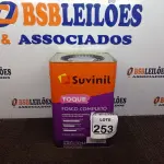 LOTE 253 - 01 LATA DE TINTA BRANCO NEVE FOSCO 18L INTERNA/EXTERNA SUVINIL (NOVO). (NO ESTADO) ATENÇÃO! FAZER A VISITAÇÃO ANTES DE ARREMATAR, NÃO SABEMOS SE FUNCIONA. LEILÃO NÃO TEM GARANTIA E NEM DEVOLUÇÃO, SUJEITO A POSSÍVEIS AVARIAS VISÍVEIS/OCULTAS E/OU AUSÊNCIA DE COMPONENTES.