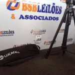LOTE 264 - 01 TRIPÉ P/ CÂMERA FOTOGRÁFICA MARCA TOMATE. (NO ESTADO) ATENÇÃO! FAZER A VISITAÇÃO ANTES DE ARREMATAR, NÃO SABEMOS SE FUNCIONA. LEILÃO NÃO TEM GARANTIA E NEM DEVOLUÇÃO, SUJEITO A POSSÍVEIS AVARIAS VISÍVEIS/OCULTAS E/OU AUSÊNCIA DE COMPONENTES.