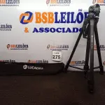 LOTE 275 - 01 TRIPÉ P/ CÂMERA FOTOGRÁFICA MARCA TOMATE. (NO ESTADO) ATENÇÃO! FAZER A VISITAÇÃO ANTES DE ARREMATAR, NÃO SABEMOS SE FUNCIONA. LEILÃO NÃO TEM GARANTIA E NEM DEVOLUÇÃO, SUJEITO A POSSÍVEIS AVARIAS VISÍVEIS/OCULTAS E/OU AUSÊNCIA DE COMPONENTES.
