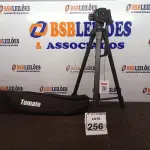 LOTE 256 - 01 TRIPÉ P/ CÂMERA FOTOGRÁFICA MARCA TOMATE. (NO ESTADO) ATENÇÃO! FAZER A VISITAÇÃO ANTES DE ARREMATAR, NÃO SABEMOS SE FUNCIONA. LEILÃO NÃO TEM GARANTIA E NEM DEVOLUÇÃO, SUJEITO A POSSÍVEIS AVARIAS VISÍVEIS/OCULTAS E/OU AUSÊNCIA DE COMPONENTES.