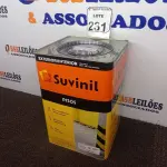 LOTE 231 - 01 LATA DE TINTA PARA PISO CINZA FOSCO ESCURO MARCA SUVINIL 18L(NOVO). (NO ESTADO) ATENÇÃO! FAZER A VISITAÇÃO ANTES DE ARREMATAR, NÃO SABEMOS SE FUNCIONA. LEILÃO NÃO TEM GARANTIA E NEM DEVOLUÇÃO, SUJEITO A POSSÍVEIS AVARIAS VISÍVEIS/OCULTAS E/OU AUSÊNCIA DE COMPONENTES.