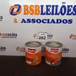 LOTE 262 - 01 LATA DE TINTA P/MADEIRAS E METAIS NA COR AZUL DEL REY E 01 LATA DE ESMALTE SINTÉTICO COM 3,6L CADA MARCA IQUINE(NOVO). (NO ESTADO) ATENÇÃO! FAZER A VISITAÇÃO ANTES DE ARREMATAR, NÃO SABEMOS SE FUNCIONA. LEILÃO NÃO TEM GARANTIA E NEM DEVOLUÇÃO, SUJEITO A POSSÍVEIS AVARIAS VISÍVEIS/OCULTAS E/OU AUSÊNCIA DE COMPONENTES.