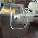 LOTE 326 - 01 FRITADEIRA INDUSTRIAL EM INOX ELÉTRICA. (NO ESTADO) ATENÇÃO! FAZER A VISITAÇÃO ANTES DE ARREMATAR, NÃO SABEMOS SE FUNCIONA. LEILÃO NÃO TEM GARANTIA E NEM DEVOLUÇÃO, SUJEITO A POSSÍVEIS AVARIAS VISÍVEIS/OCULTAS E/OU AUSÊNCIA DE COMPONENTES.